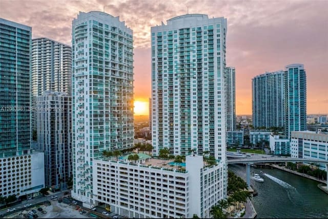 41 SE 5th Street 2407, Miami, FL 33131