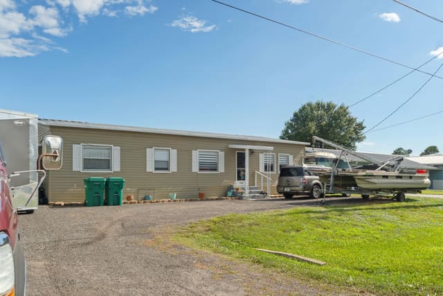 2522 SE 29th Street, Taylor Creek, Okeechobee, FL