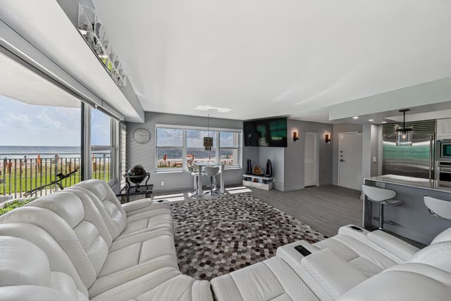 3800 GALT OCEAN Drive 105, Fort Lauderdale, FL 33308