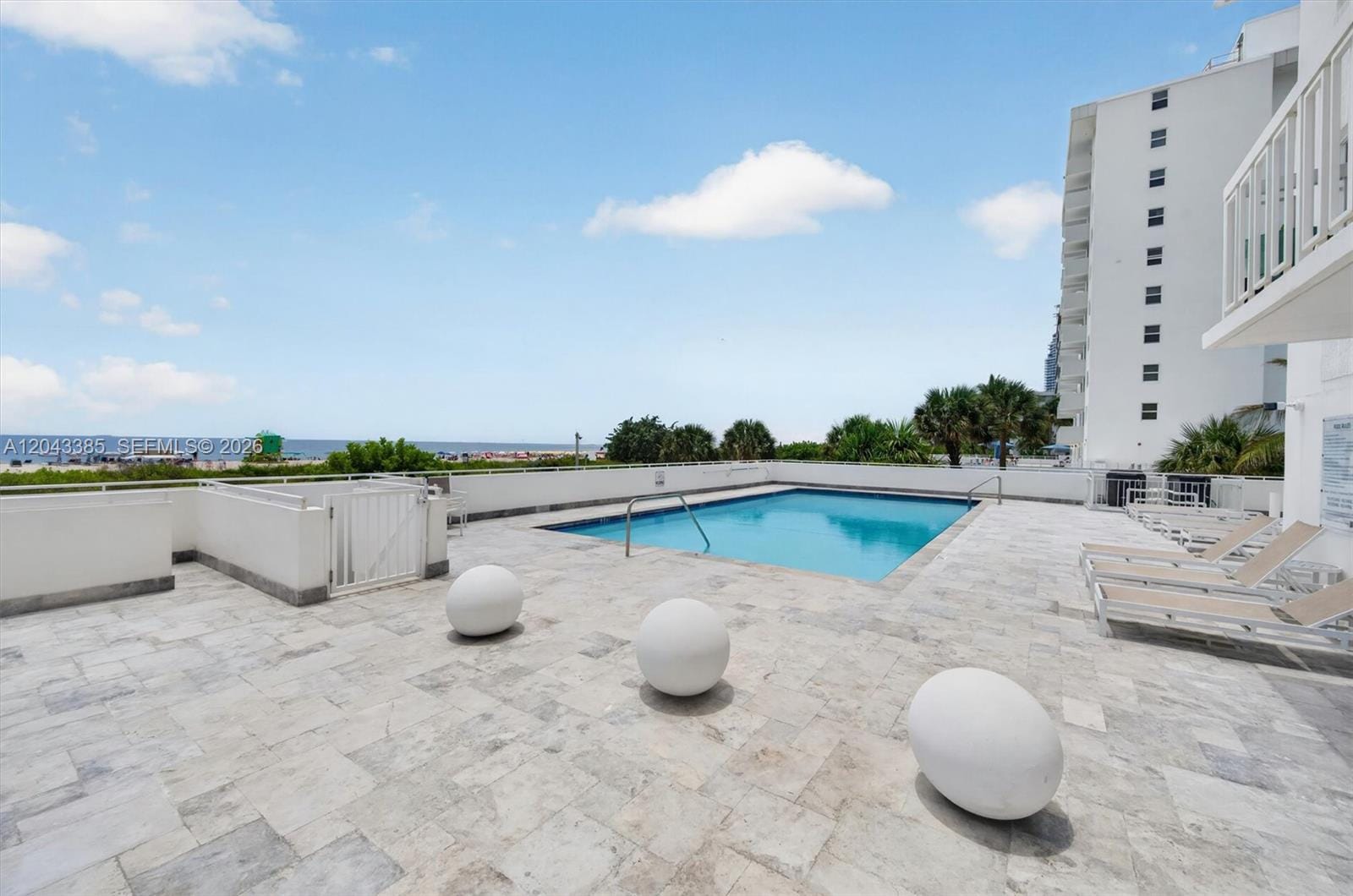 401 Ocean Drive 1001 — photo 12