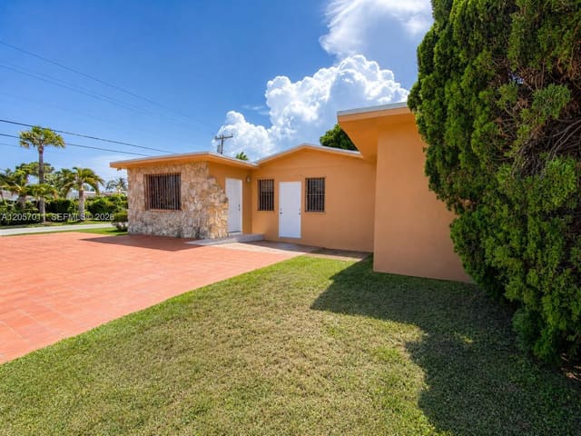 10200 SW 171st Street B, Miami, FL 33157