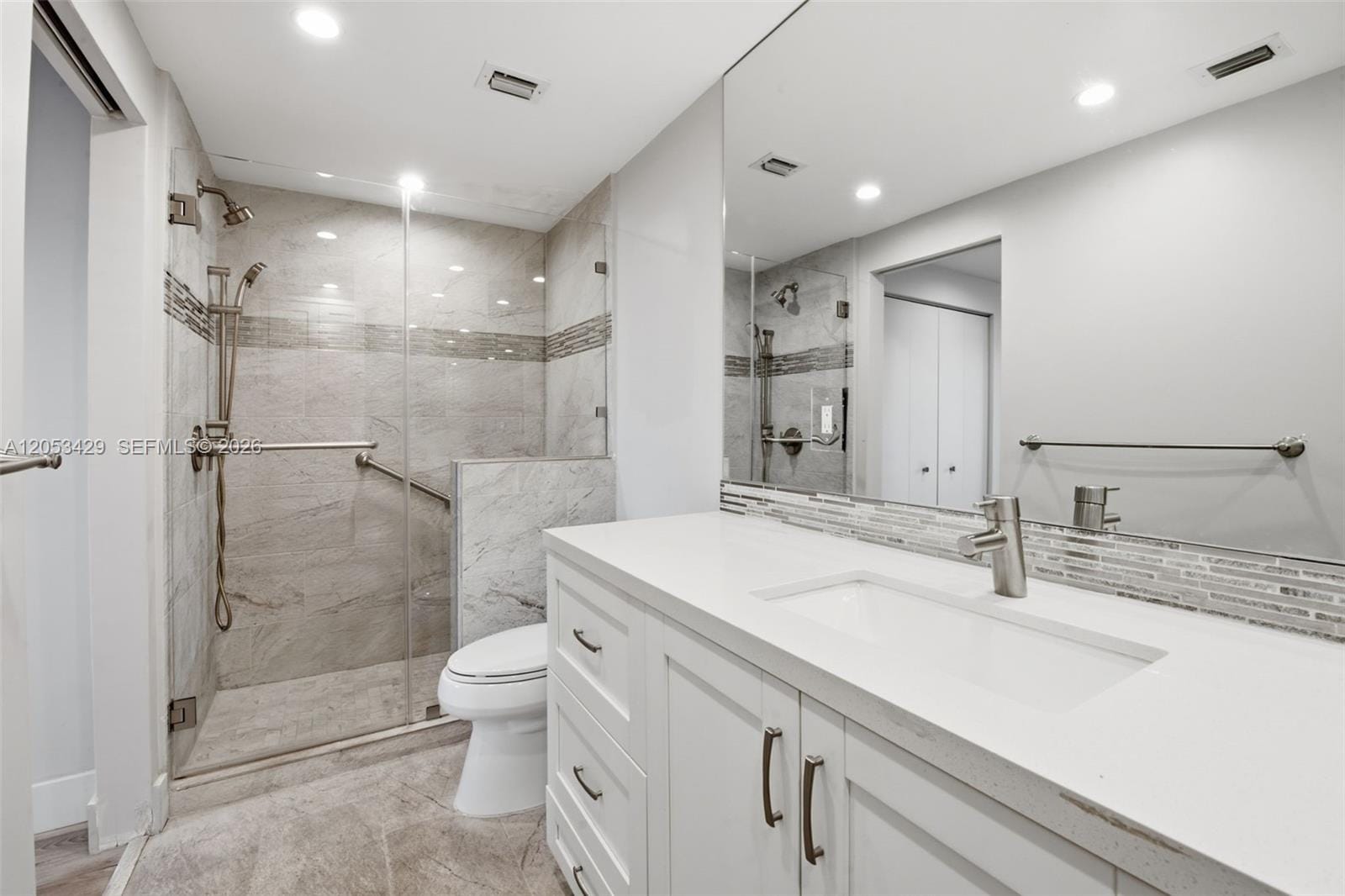 90 Edgewater Drive 225 — photo 6