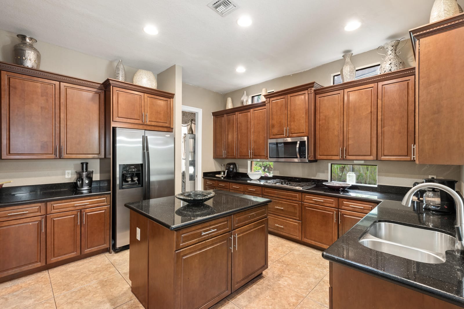 3501 COLLONADE Drive — photo 9