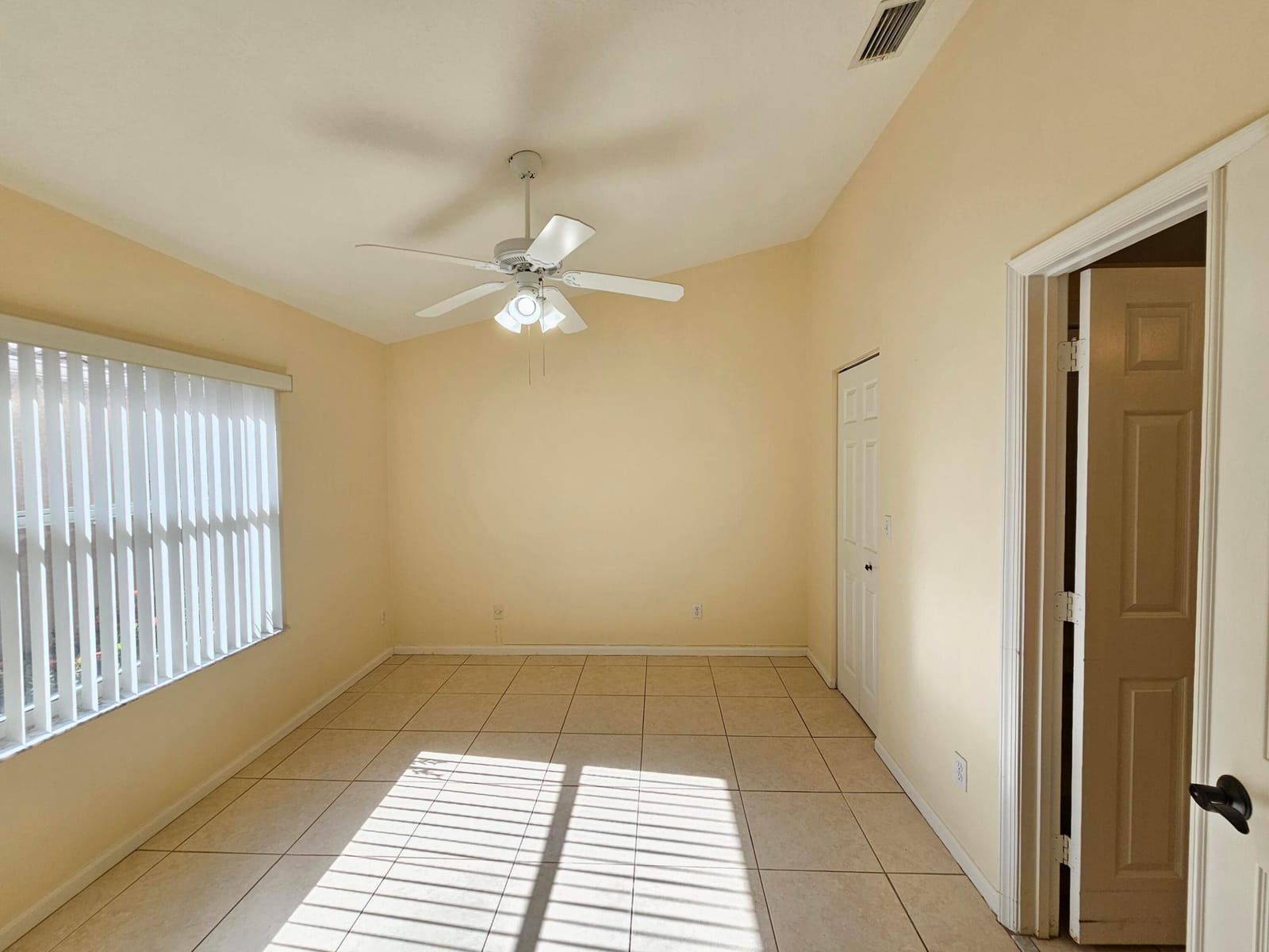 12827 HAMPTON LAKES Circle, Boynton Beach, FL 33436 photo 20
