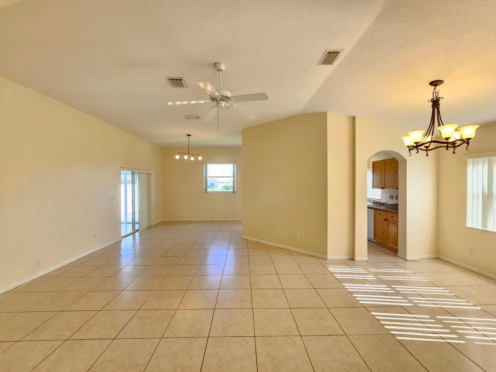 12827 HAMPTON LAKES Circle, Boynton Beach, FL 33436 photo 6