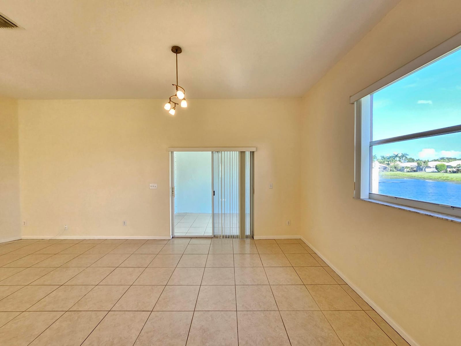 12827 HAMPTON LAKES Circle, Boynton Beach, FL 33436 photo 9