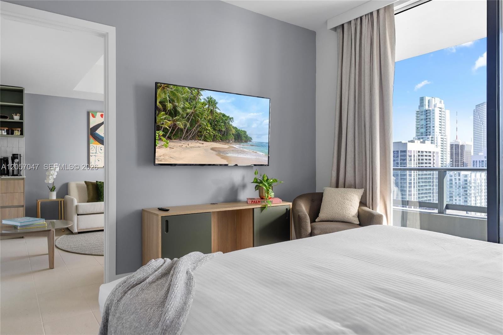 159 NE 6th Street 2414, Miami, FL 33132 photo 13