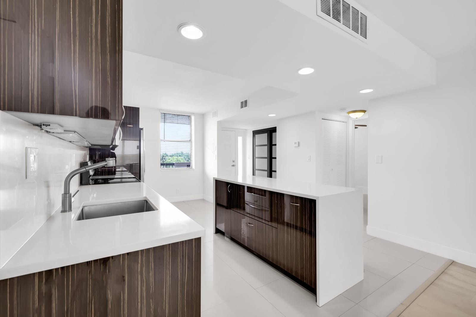2768 Carambola Circle S 501 — photo 9