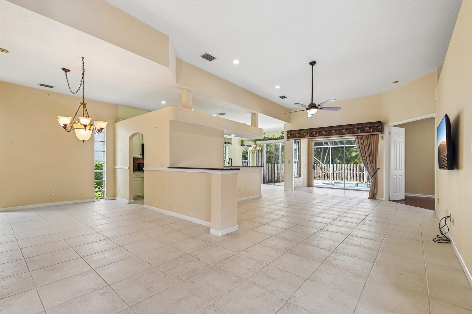 3709 NW Royal Oak Drive, Jensen Beach, FL 34957 photo 4
