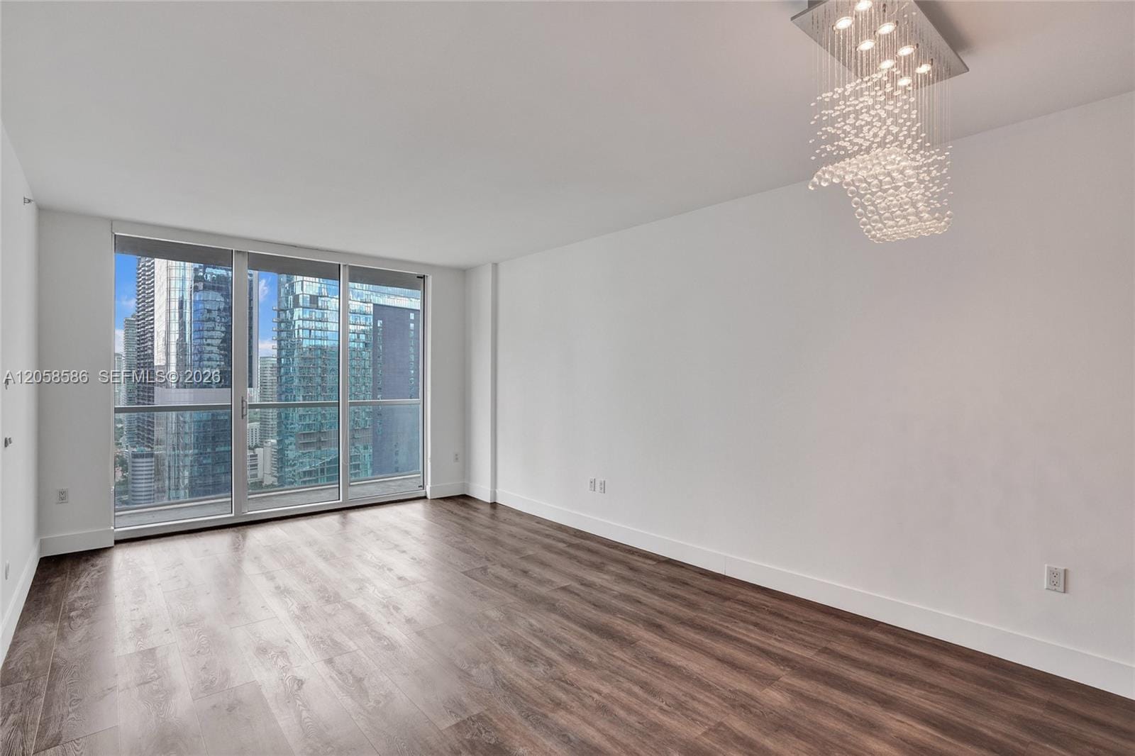 55 SE 6th Street 3604 — photo 9