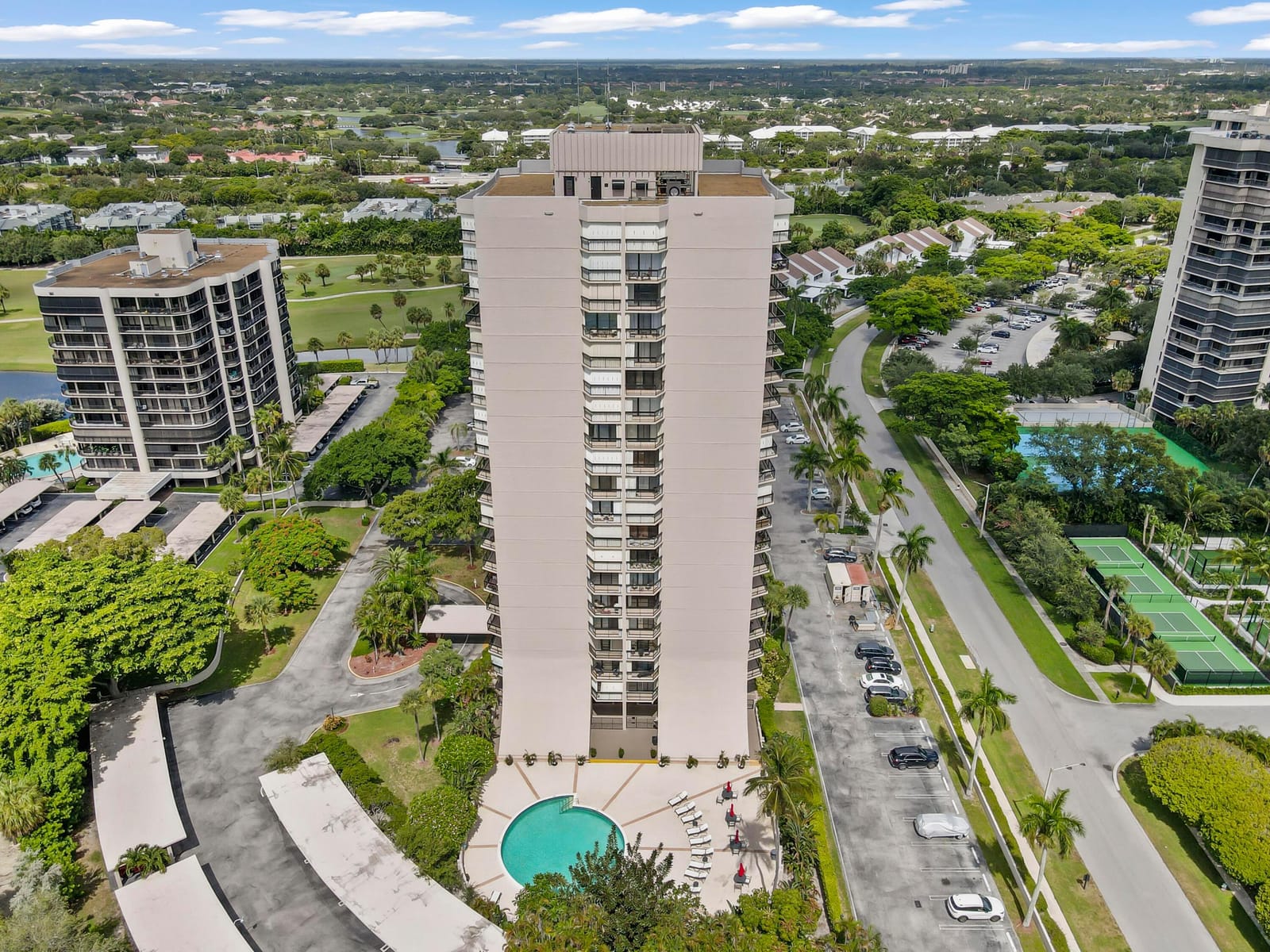 2425 PRESIDENTIAL Way 1006 — photo 9