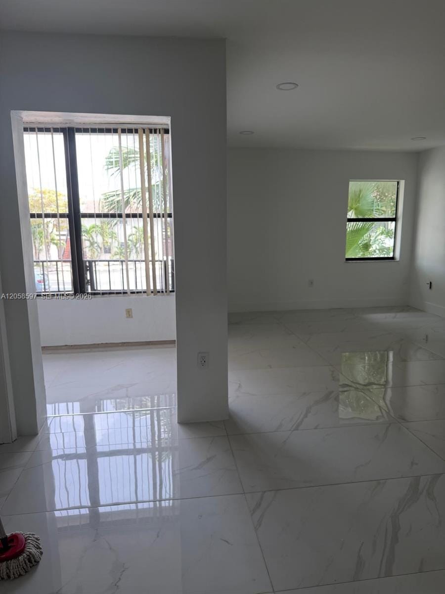 10875 NW 7th Street 23-36, Miami, FL 33172 photo 4