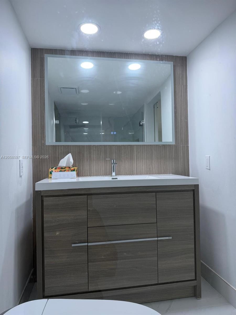 10875 NW 7th Street 23-36, Miami, FL 33172 photo 7