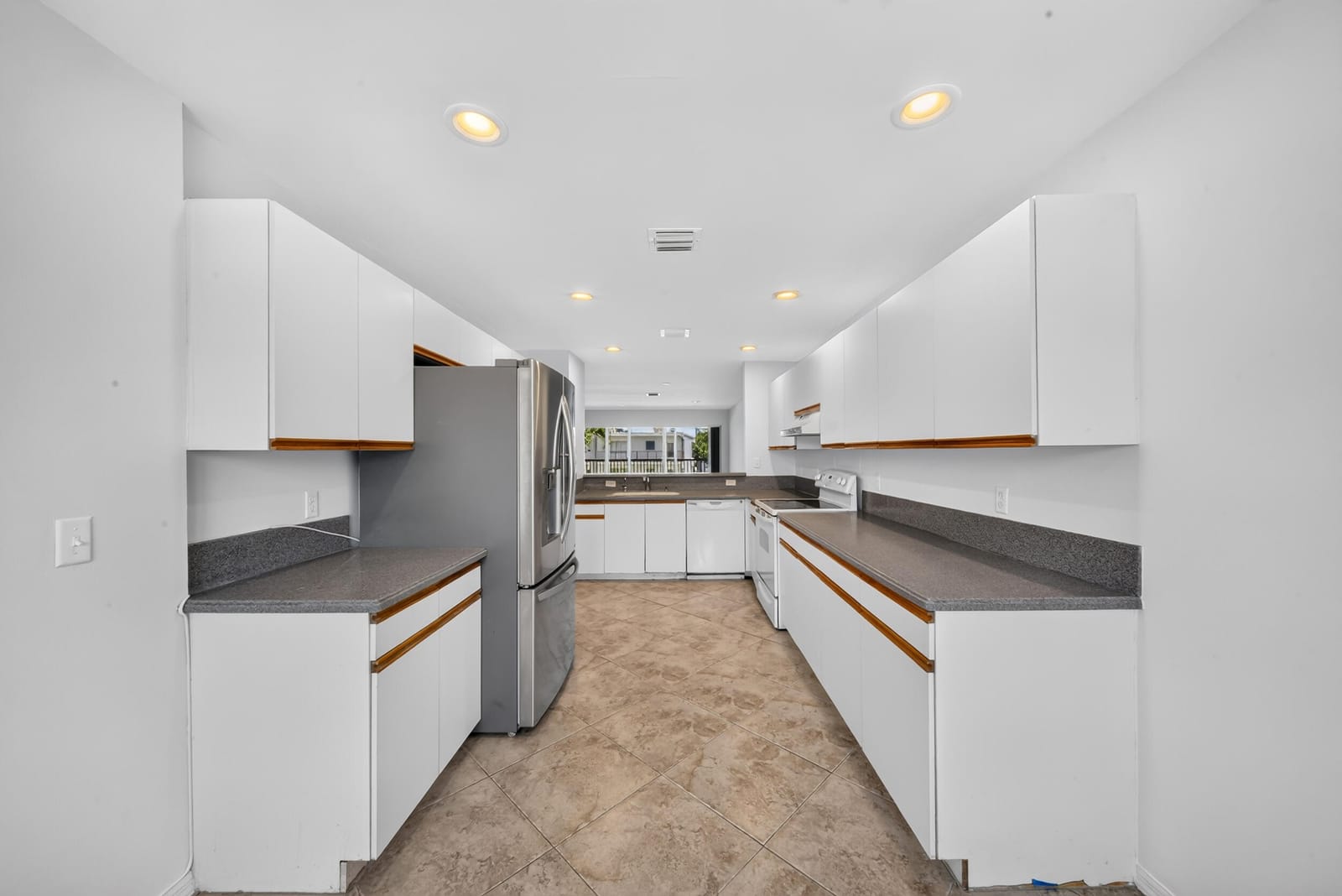 1998 NE 7TH Street 103, Deerfield Beach, FL 33441 photo 16