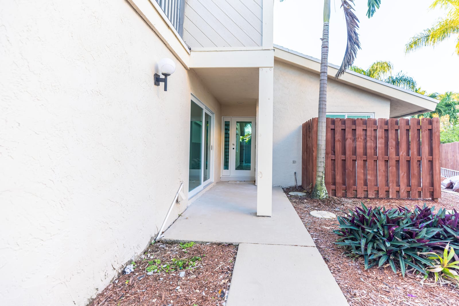 7860 Stanway Place W — photo 2