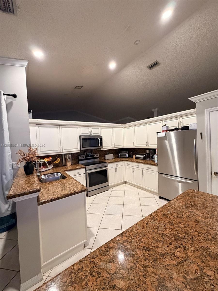 19450 NW 7th Street — photo 2