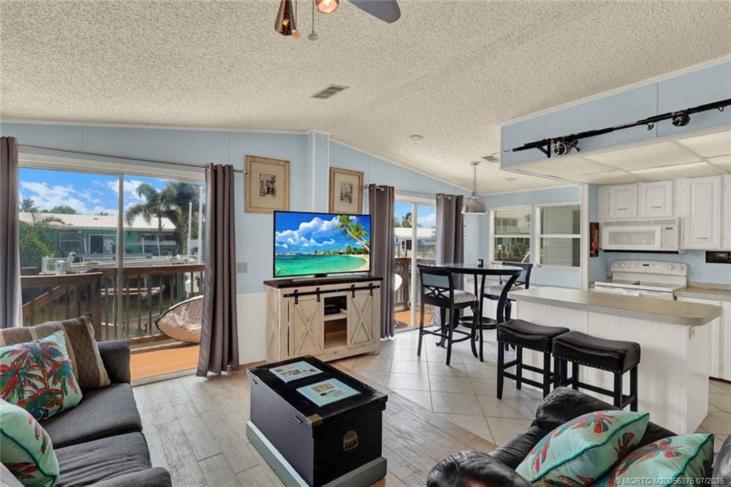 10851 S Ocean Drive 101, Jensen Beach, FL 34957 photo 7