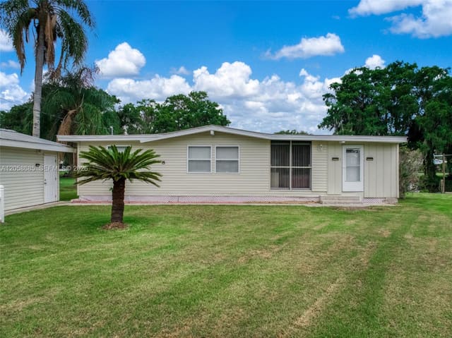 221 Speckled Perch Point, Lake Istokpoga Canals, Lorida, FL