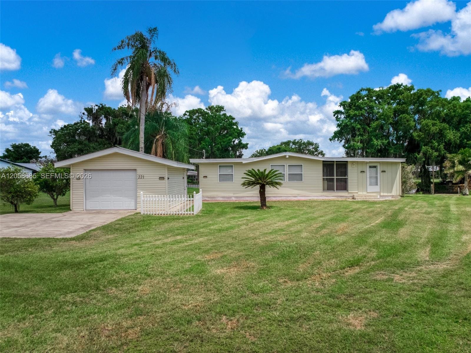 221 Speckled Perch Point — photo 2