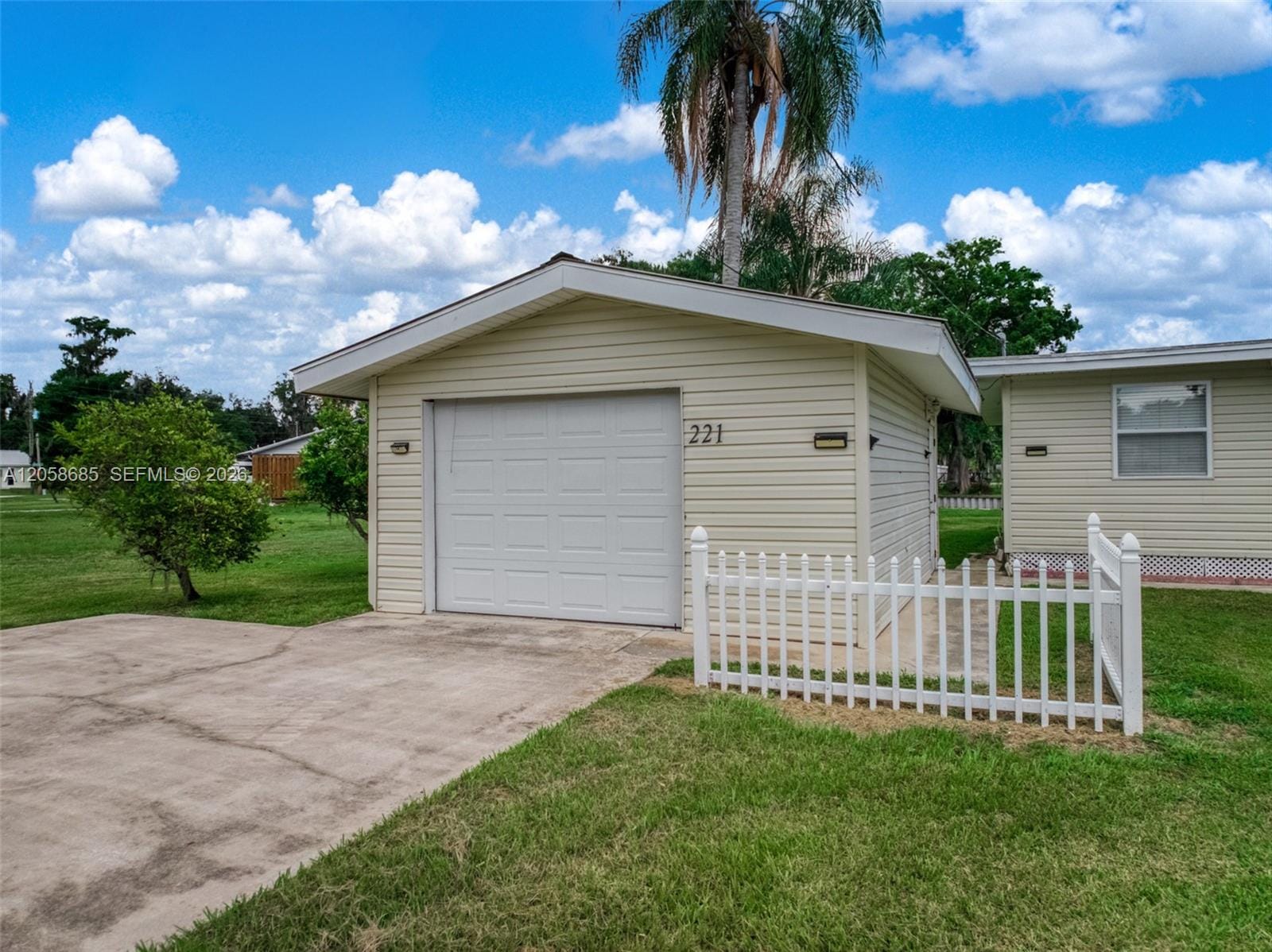 221 Speckled Perch Point — photo 3