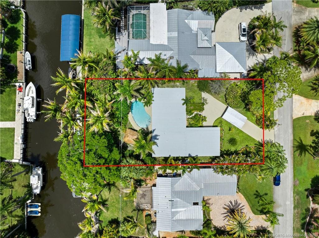 Pending home at 505 SW North Carolina Drive, Stuart, FL 34994