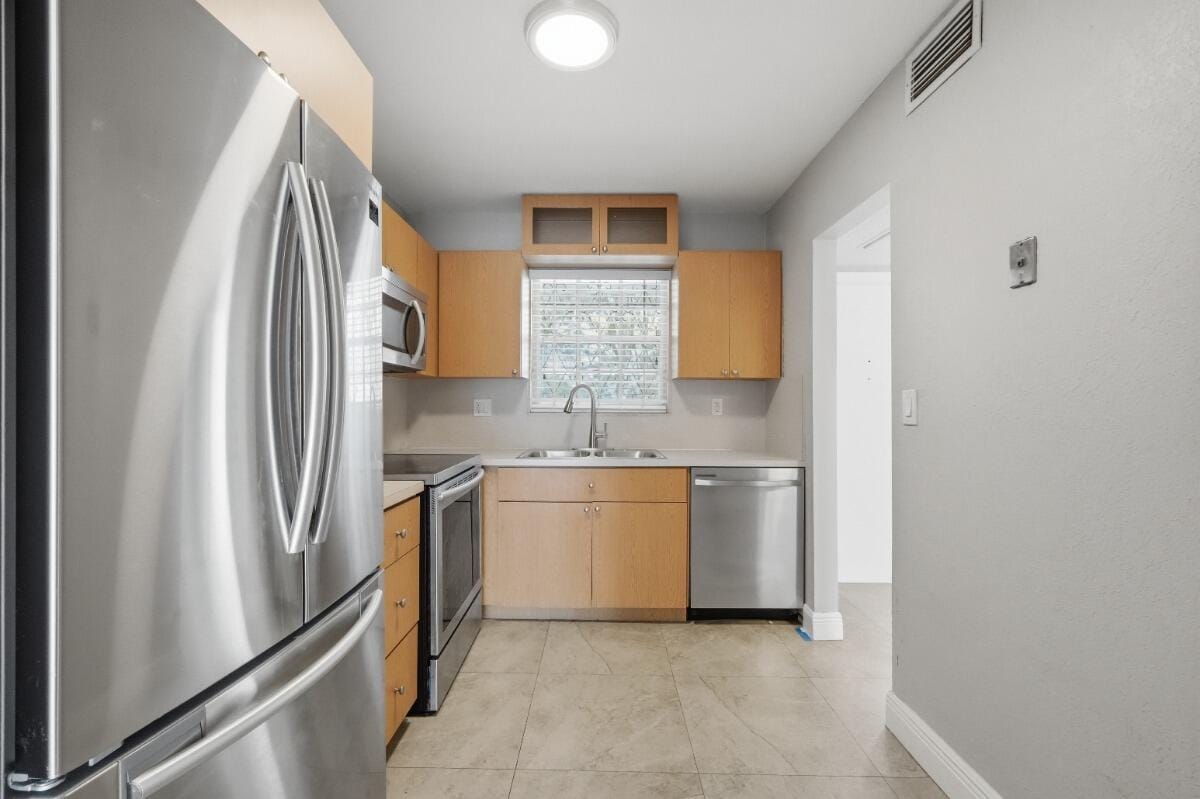 7980 N French Drive Unit 3-305, Pembroke Pines, FL 33024 photo 11