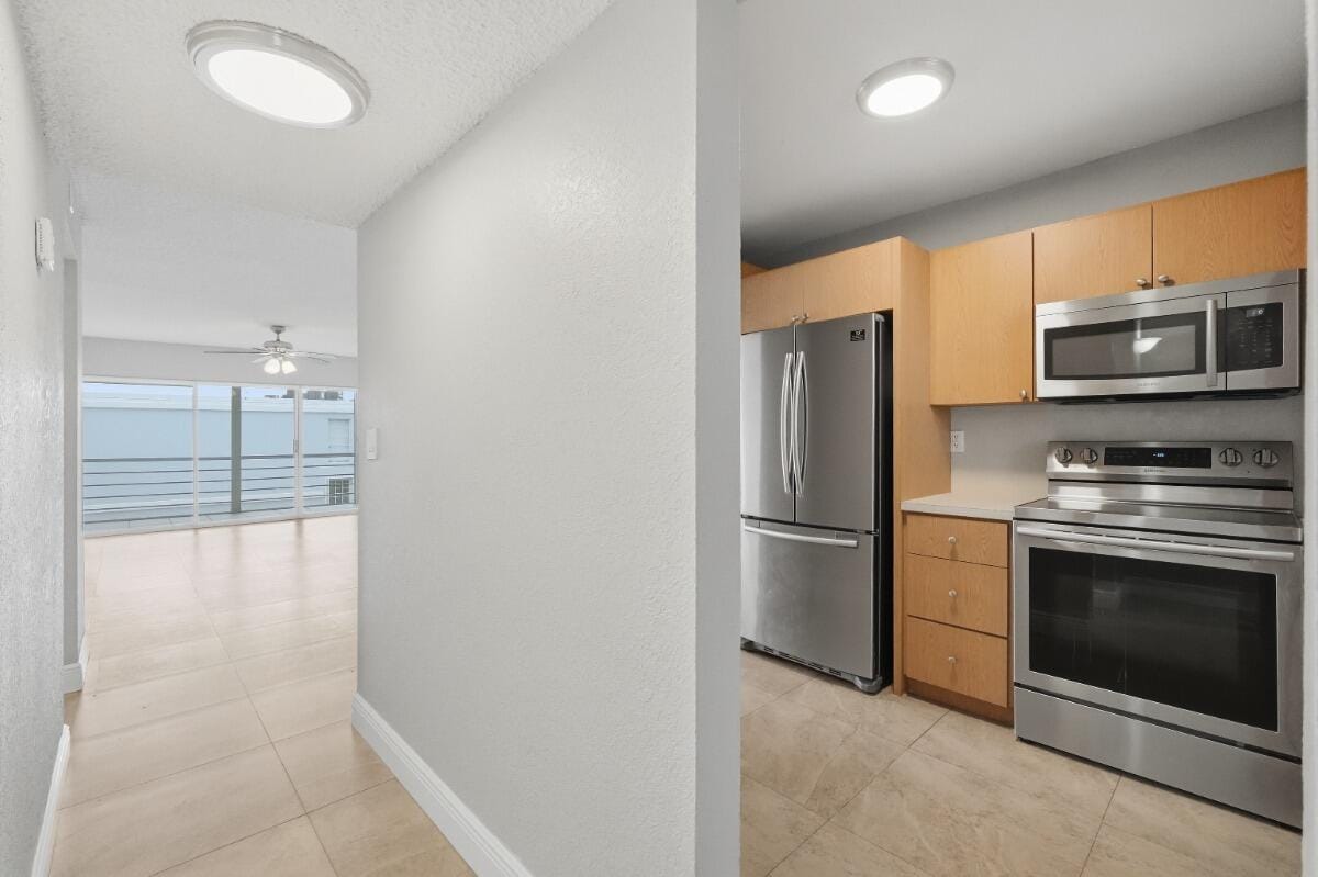 7980 N French Drive Unit 3-305, Pembroke Pines, FL 33024 photo 15