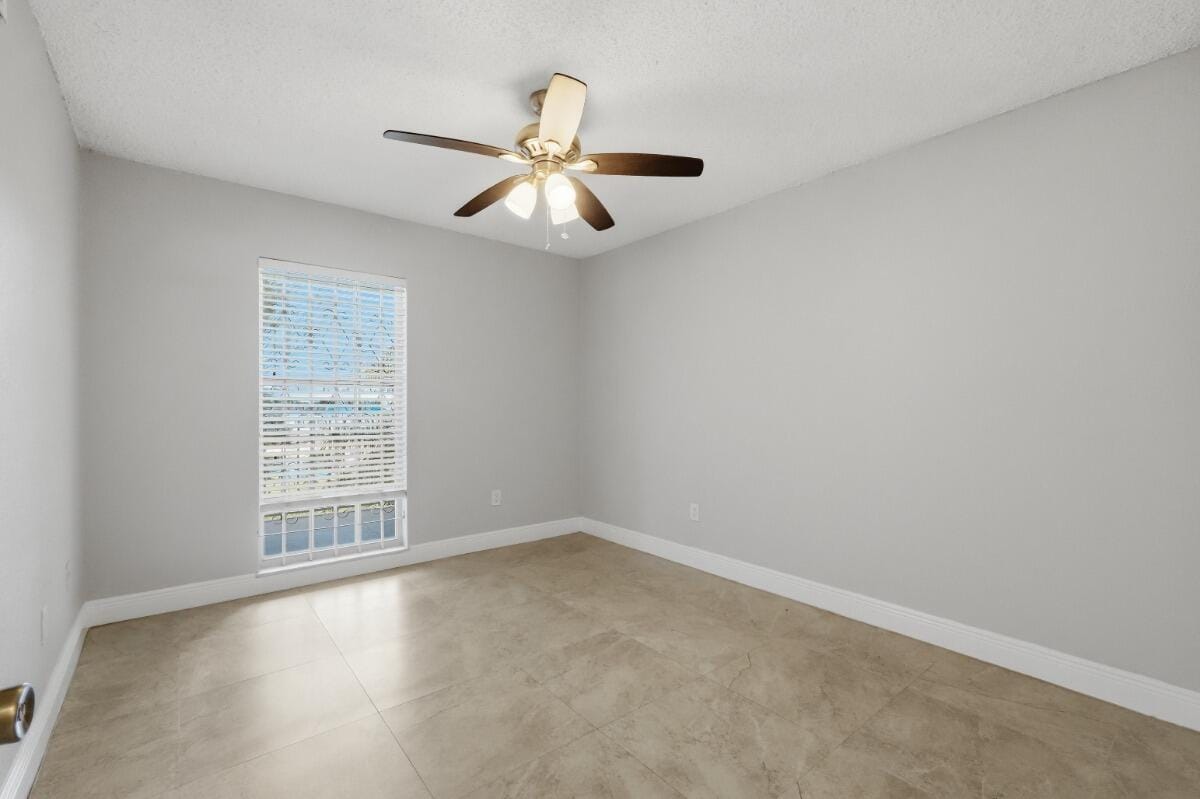 7980 N French Drive Unit 3-305, Pembroke Pines, FL 33024 photo 25