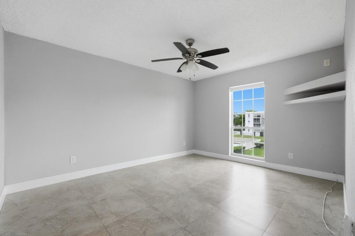 7980 N French Drive Unit 3-305, Pembroke Pines, FL 33024 photo 4