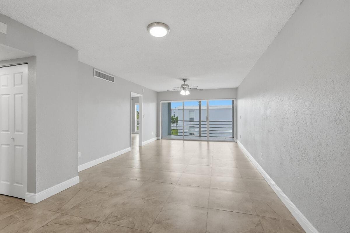 7980 N French Drive Unit 3-305, Pembroke Pines, FL 33024 photo 6