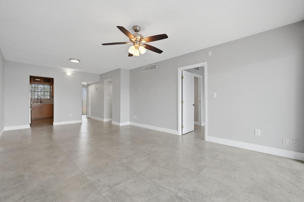 7980 N French Drive Unit 3-305, Pembroke Pines, FL 33024 photo 9