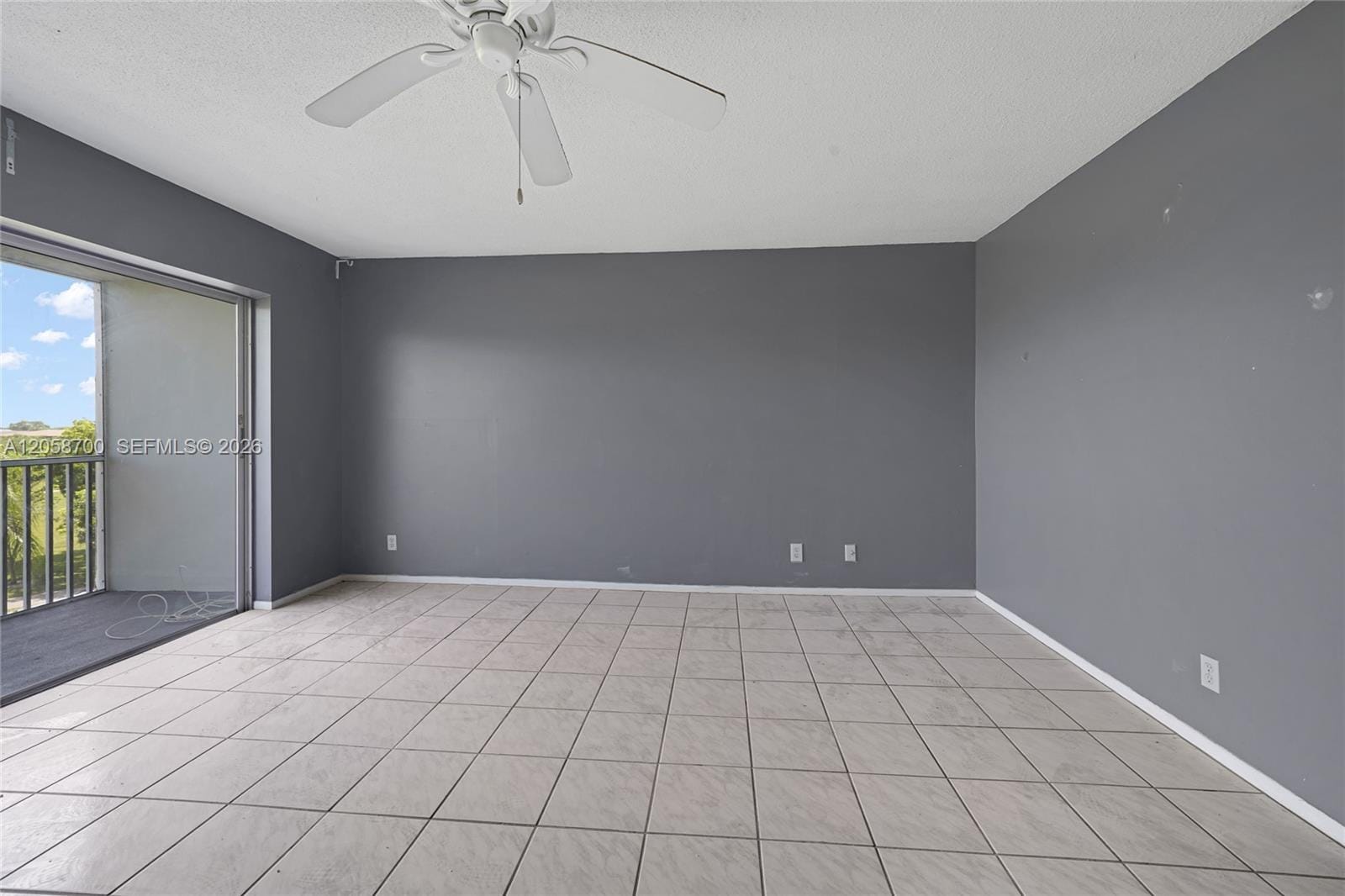 4800 Hillcrest Lane 402, Hollywood, FL 33021 photo 15