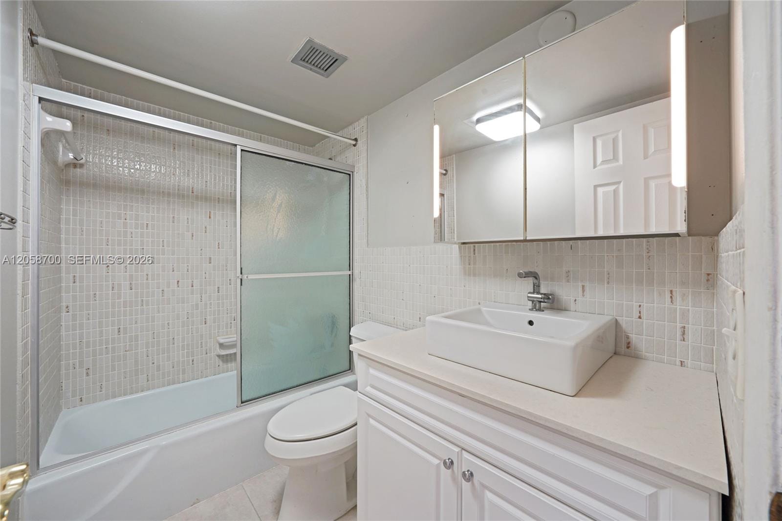 4800 Hillcrest Lane 402, Hollywood, FL 33021 photo 17