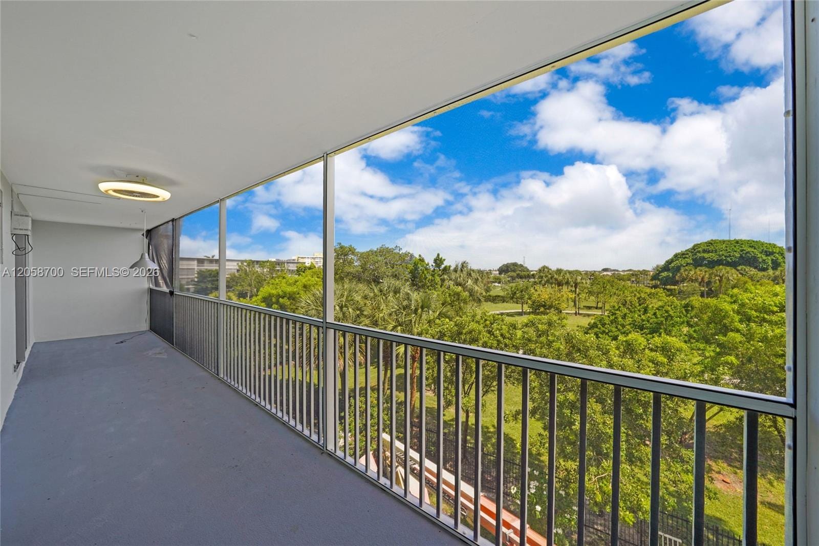 4800 Hillcrest Lane 402, Hollywood, FL 33021 photo 23
