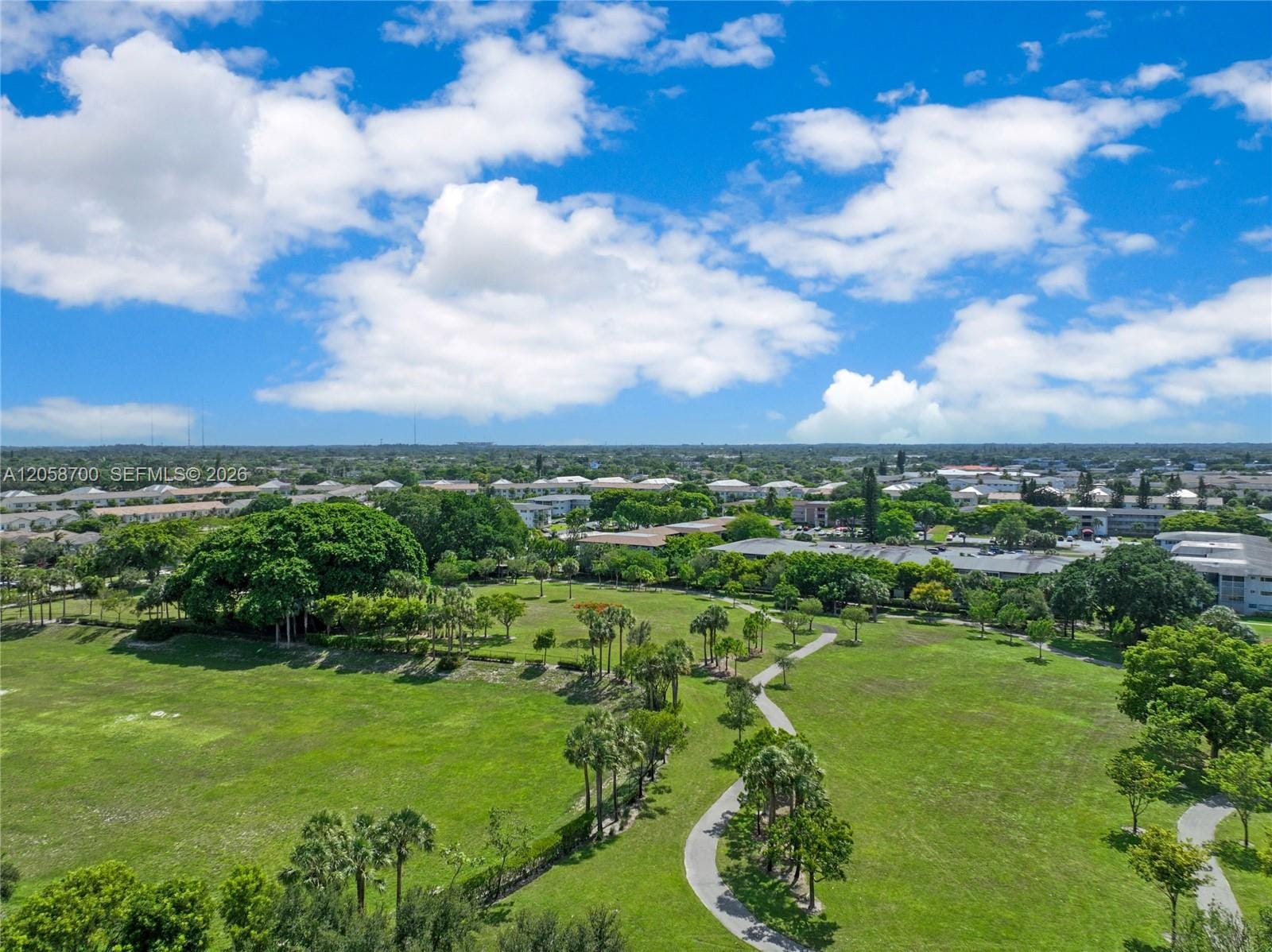 4800 Hillcrest Lane 402, Hollywood, FL 33021 photo 30