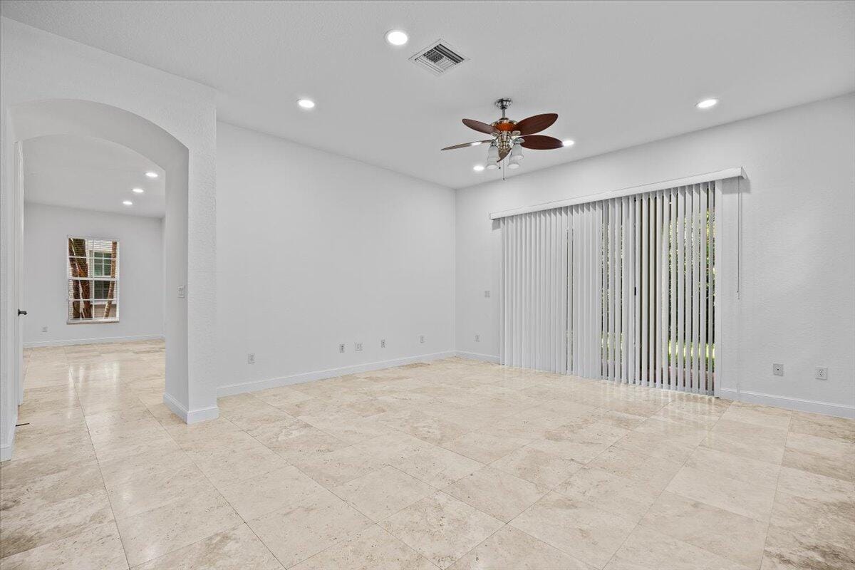 1049 Vintner Boulevard, Palm Beach Gardens, FL 33410 photo 13