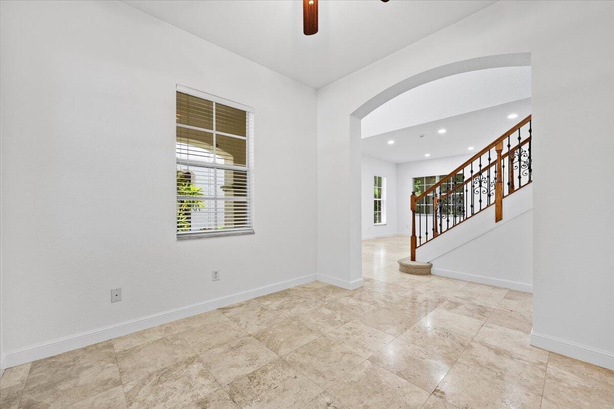 1049 Vintner Boulevard, Palm Beach Gardens, FL 33410 photo 23