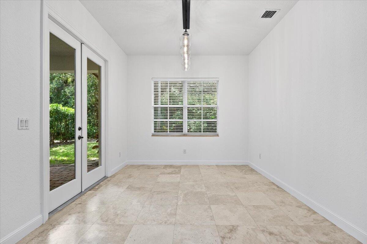 1049 Vintner Boulevard, Palm Beach Gardens, FL 33410 photo 9