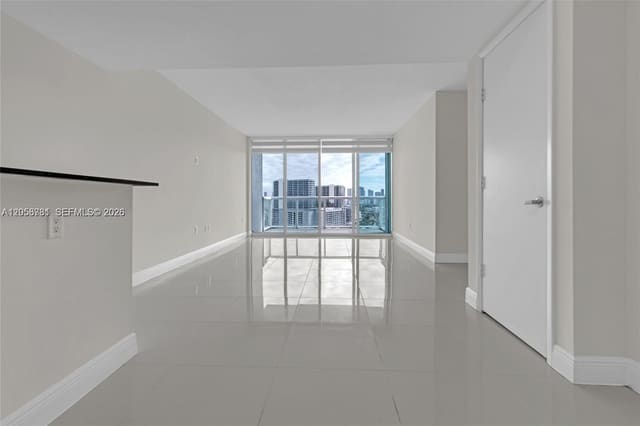 1861 S River Drive 2209, Miami, FL 33125
