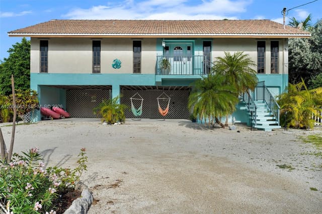 422 Calle Limon, Marathon, FL 33050