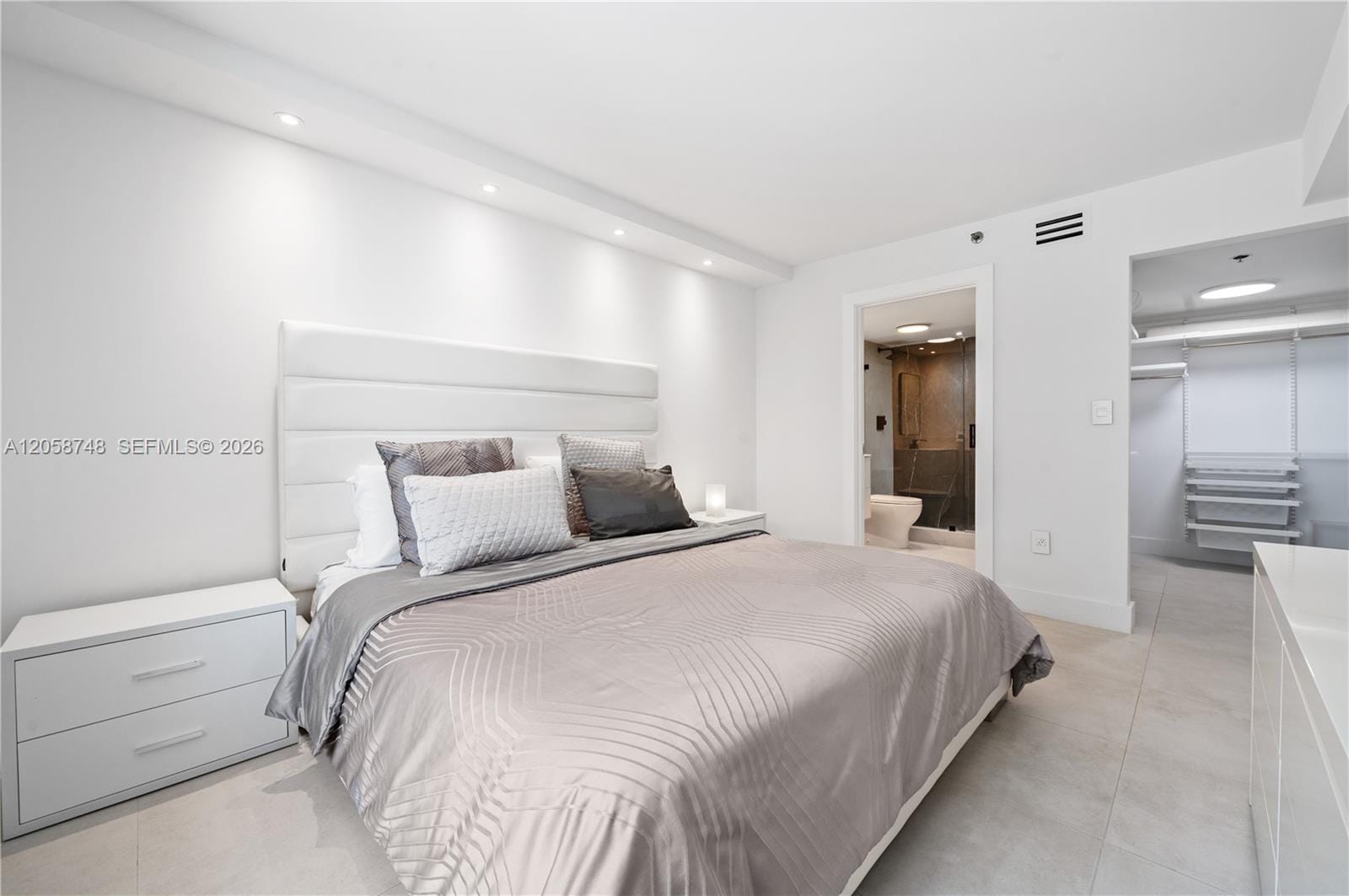 540 Brickell Key Drive 719 — photo 10