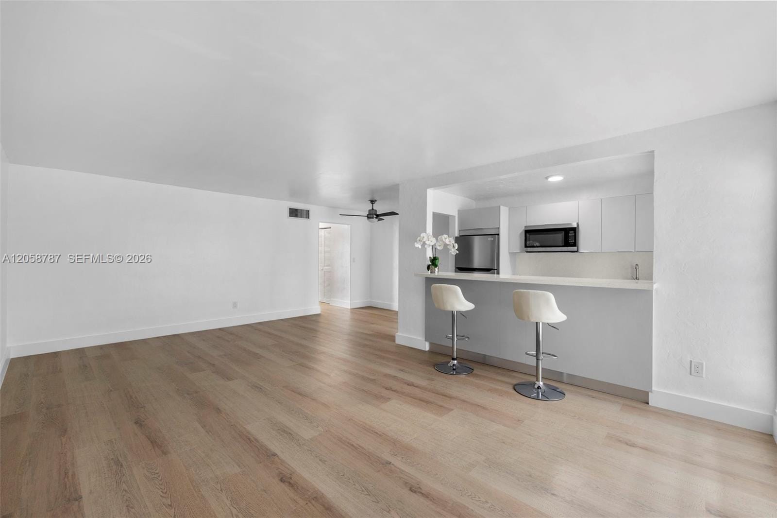 1340 Lincoln Road 502 — photo 2