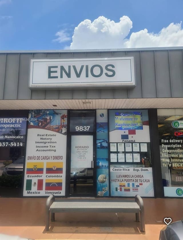 9837 Pines Boulevard, Pembroke Pines, FL 33024