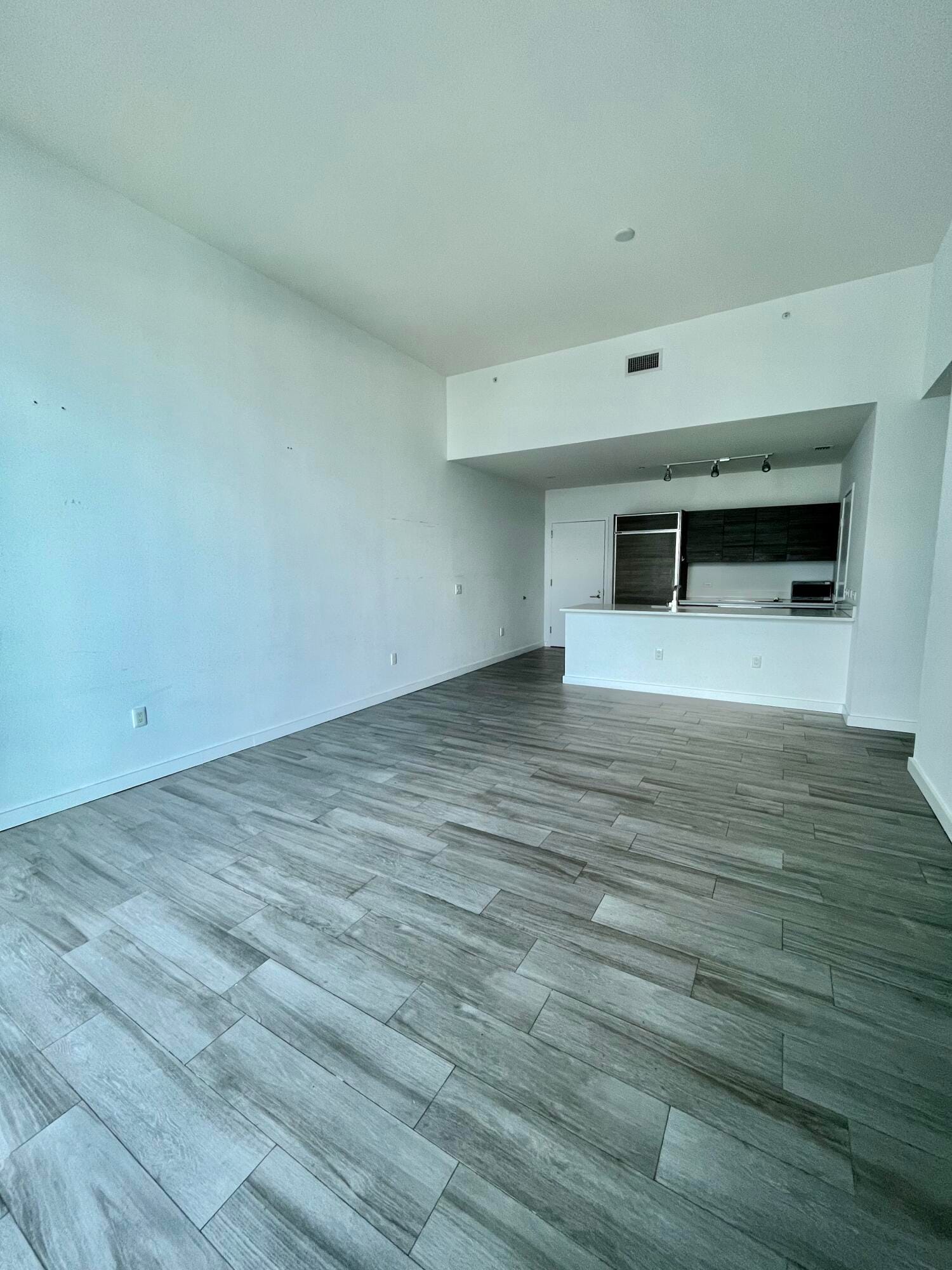 1100 S MIAMI Avenue 4209 — photo 3