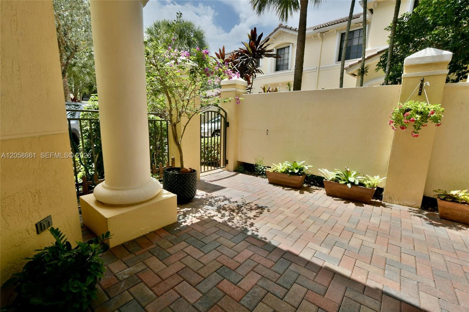 1515 Passion Vine Circle 2-1, Weston, FL 33326 photo 3
