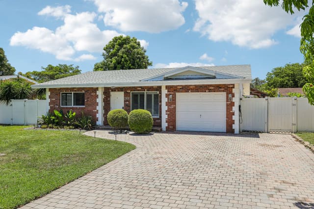 3166 NW 68TH Street, sold in Palm-Aire Village 2nd Sec, Fort Lauderdale, FL