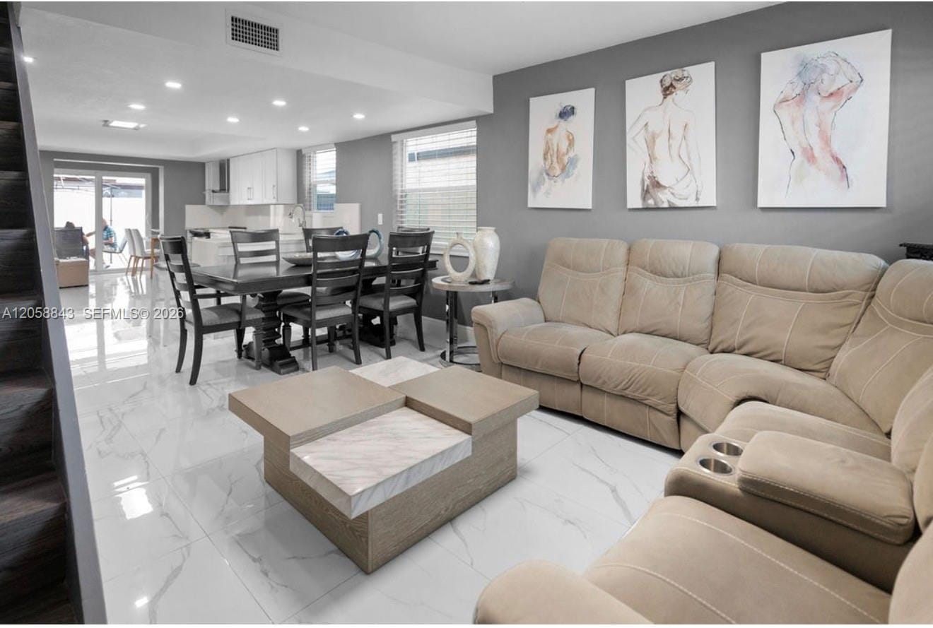 1158 W 41st Street 87 — photo 3