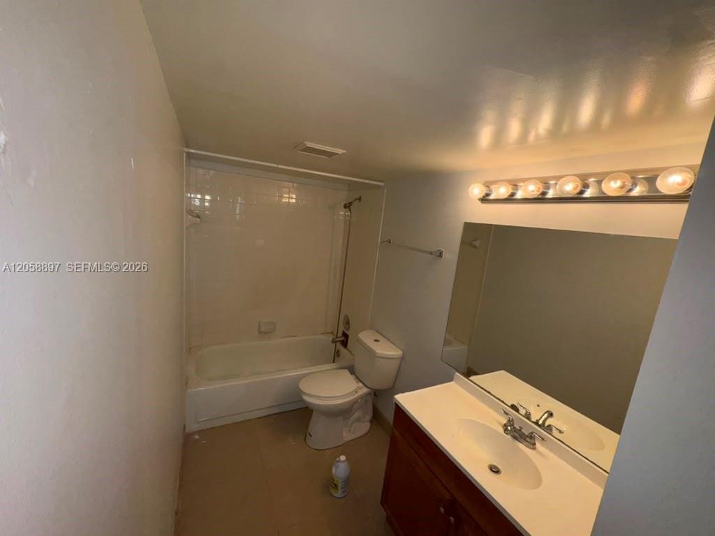 3461 NW 44th Street 102 — photo 4