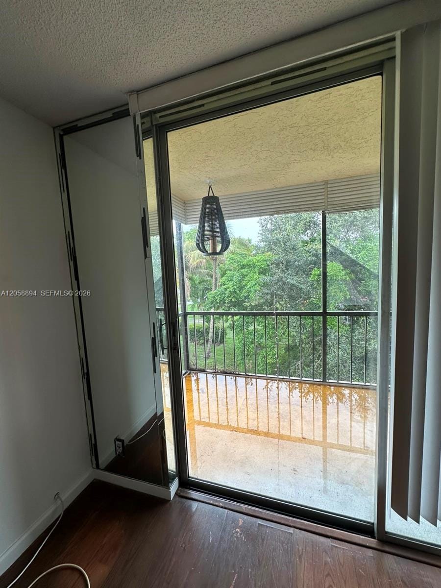 2571 Aragon Boulevard 317, Sunrise, FL 33322 photo 7