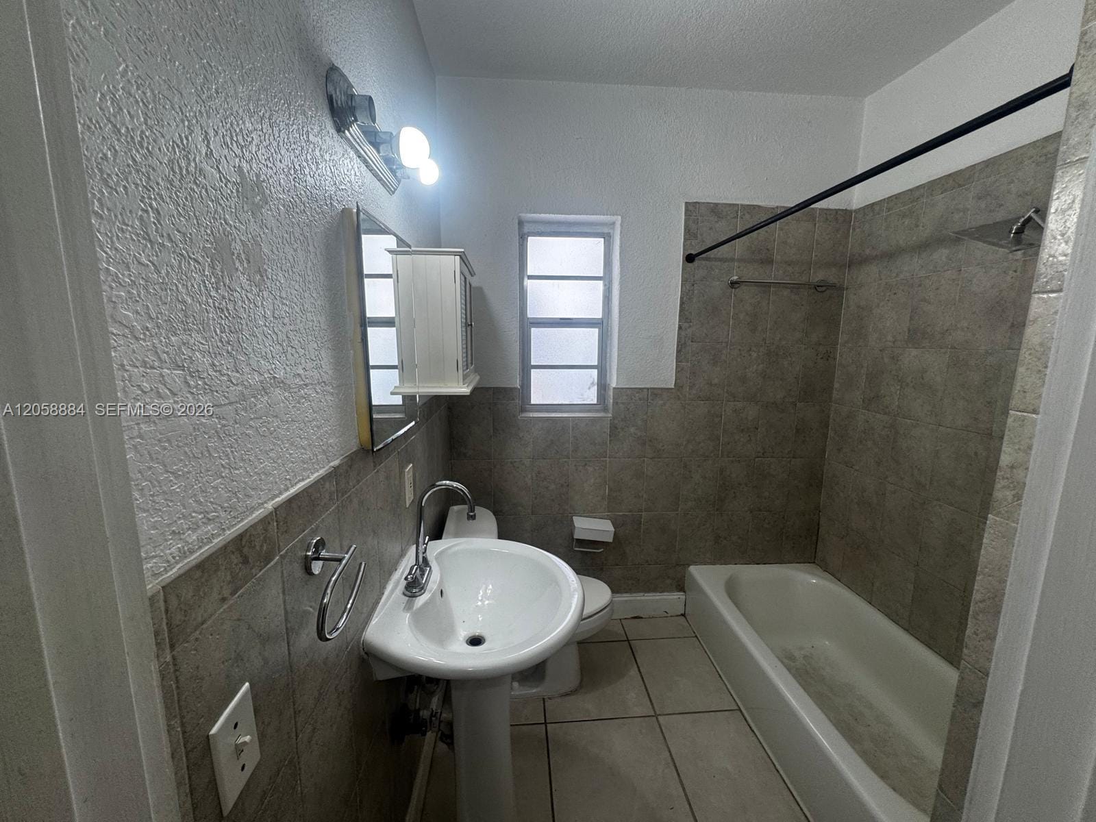 8335 Crespi Boulevard 2, Miami Beach, FL 33141 photo 11